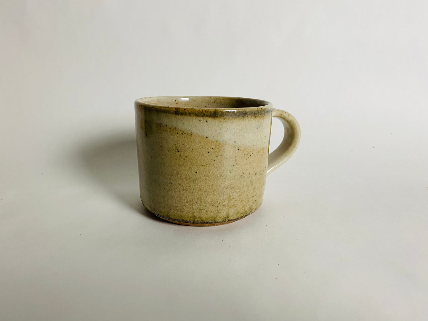 Shino Mug with Carbon Trapping