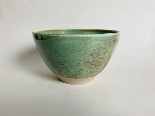 Ramen bowl in light green with grey speckles