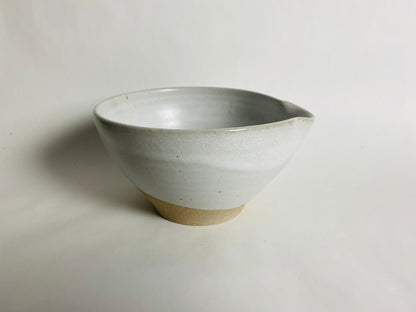 Pouring bowl