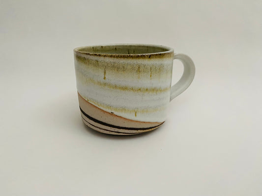Mug with marbleized clay