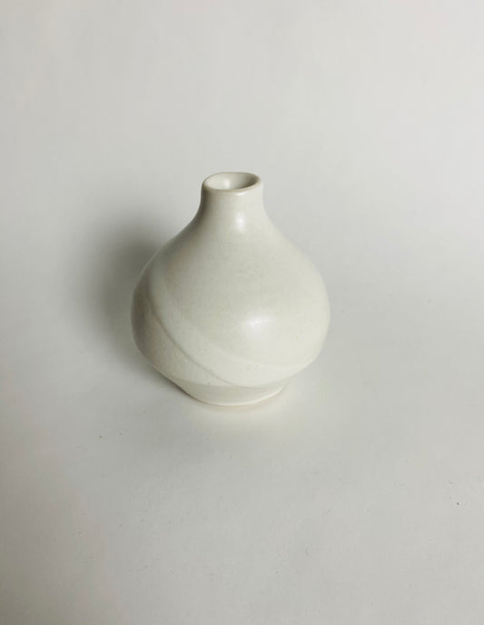 Bud vase