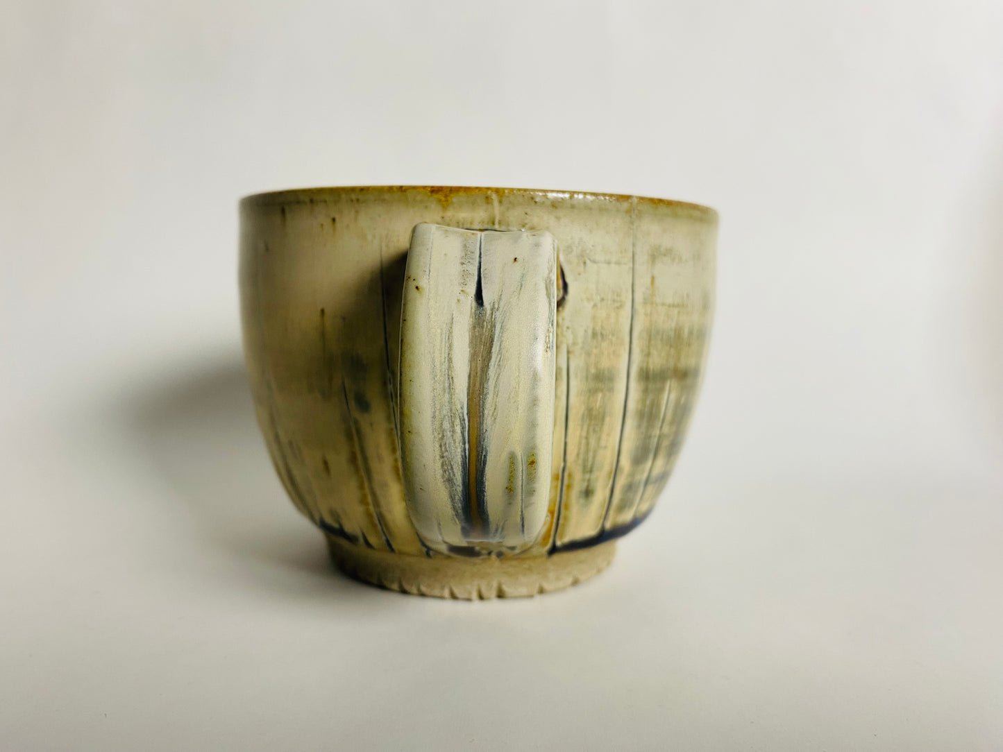 Mug in Ocean Sand Glaze